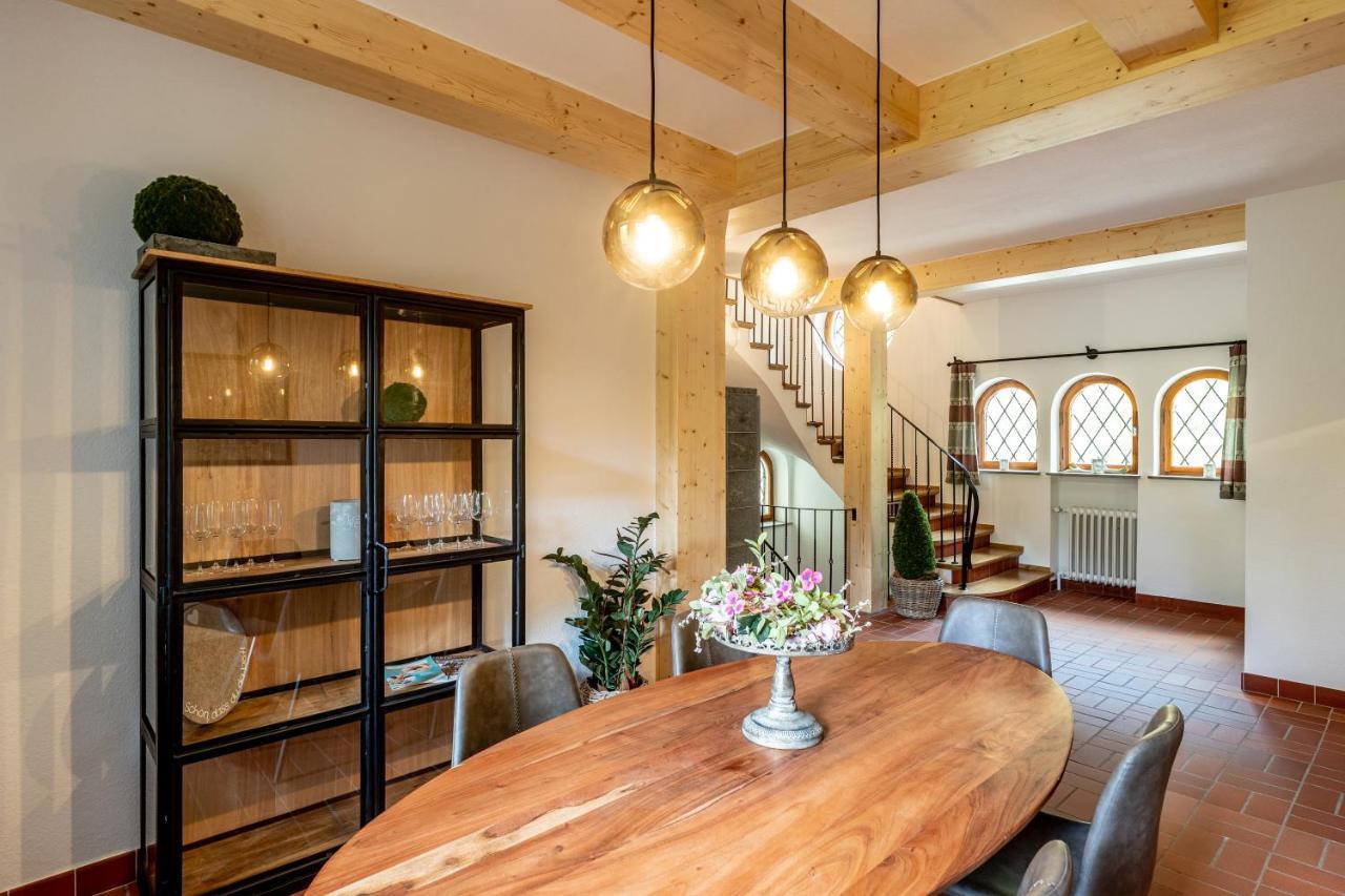 Landhaus Karbach Komplett Oder Einzelne Wohneinheiten Villa Inkl Sauna Bzw Waldhaeuschen Hirten エクステリア 写真